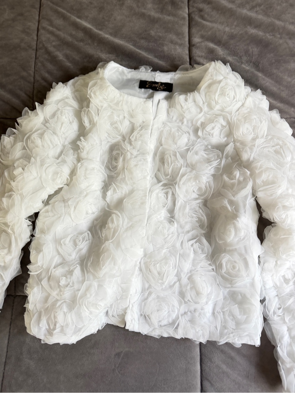 Emily 3D floral appliqué Embellished White Floral Rosette Jacket - Small - Picture 2 of 9